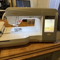 Baby Lock Embroidery Machine 