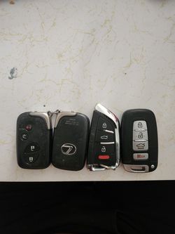 Car keys fobs