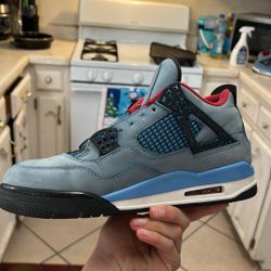 Travis Scott Jordan 4s