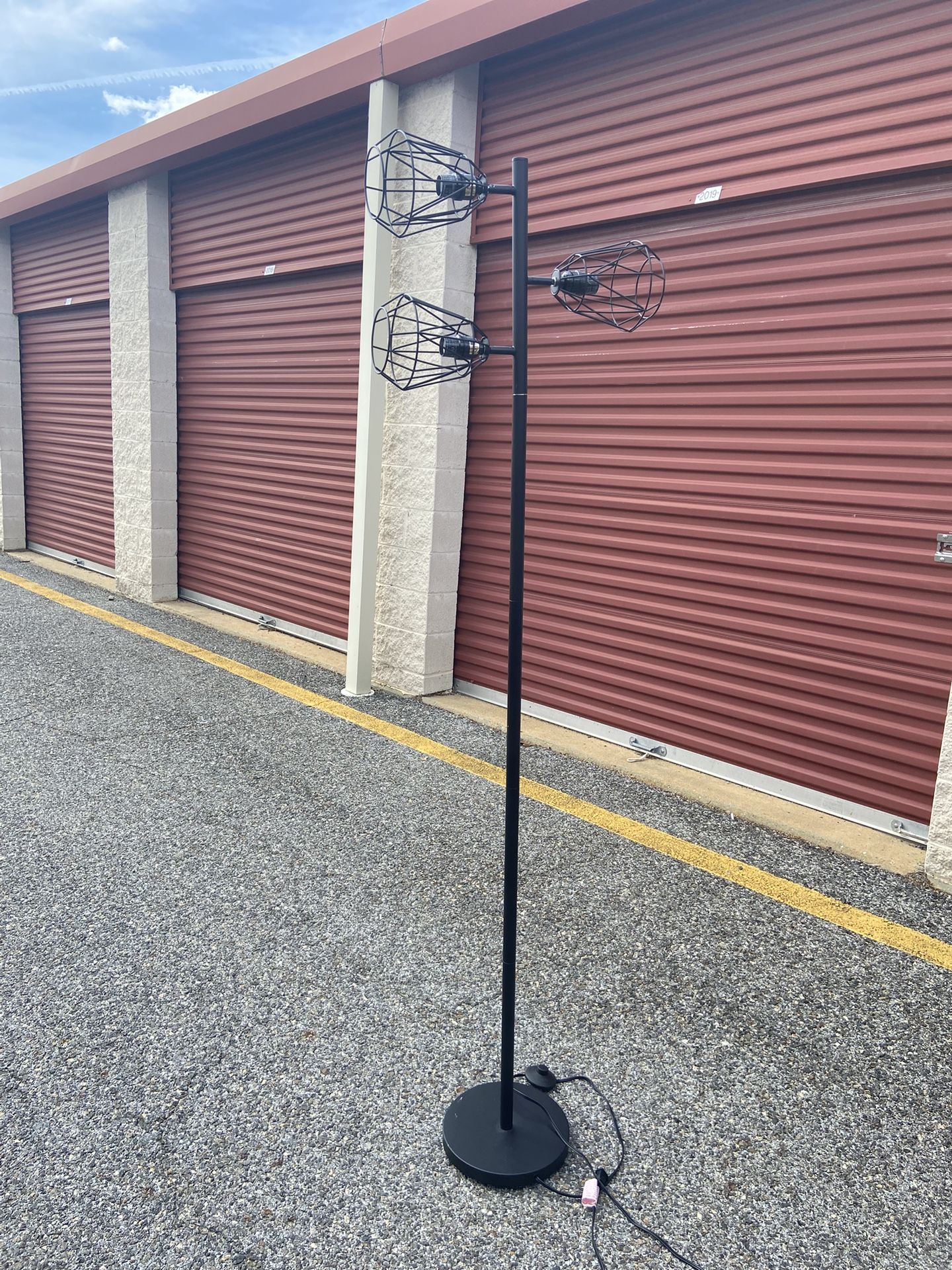 Floor Lamp 