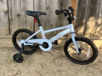 Co op bike 16 youth with training wheels