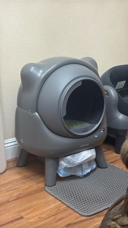 FeelNeedy cat litter box