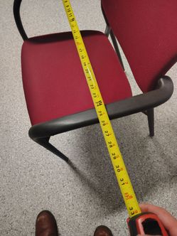 Office cushioned chairs
