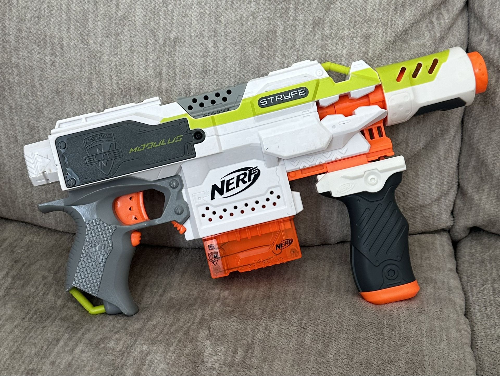 Nerf Modulus Stryfe Motorized Blaster