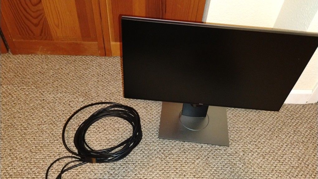 Dell Ultrasharp 24 Inch Bezel-less Monitors