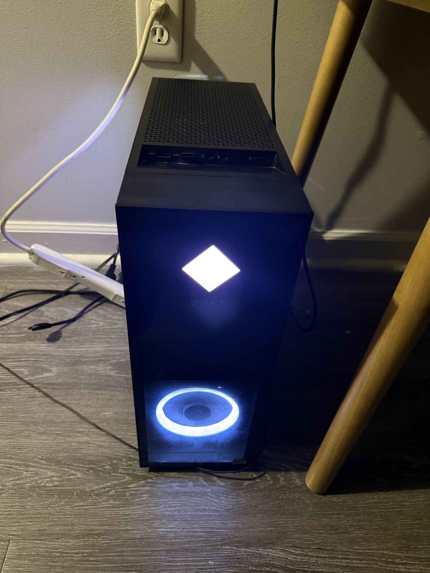 HP OMEN - Gaming Desktop - AMD Ryzen 7 5800X - 16GB Memory - NVIDIA GeForce RTX 3060 Ti - 1TB SSD - Jet Black