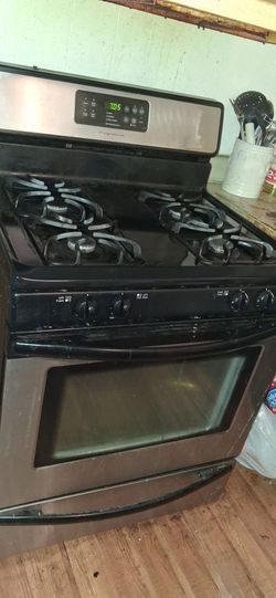 Gas stove