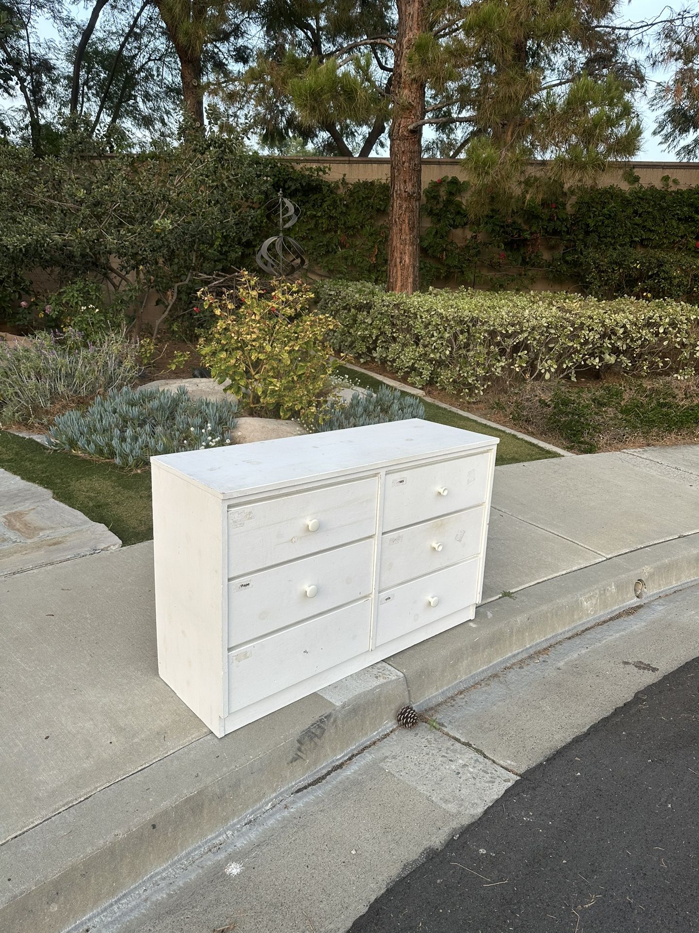 Free Stuff - Solid Wood Dresser