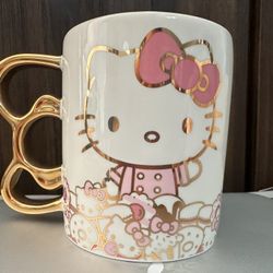 Hello Kitty Gold Bow Mug