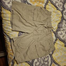 Men's Shorts Size 48