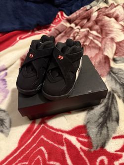Baby  Boy Retro Jordan Size 4c