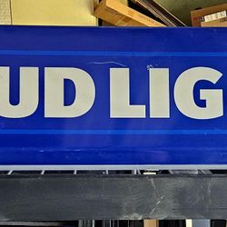 Bud Light Pool Table Light 