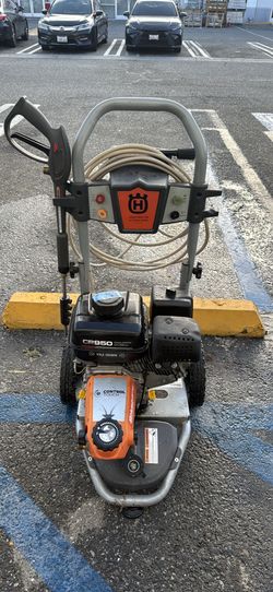 Husqvarna 3200 psi with control