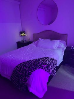 BED FRAM, HEAD BOARD, & MATTRESS