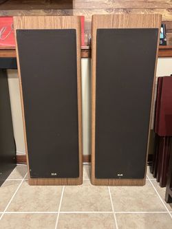 KLH AV5000 speakers