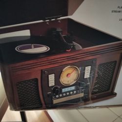 Navigator 8-in-1 Classic Bluetooth Record Player *New on the box *