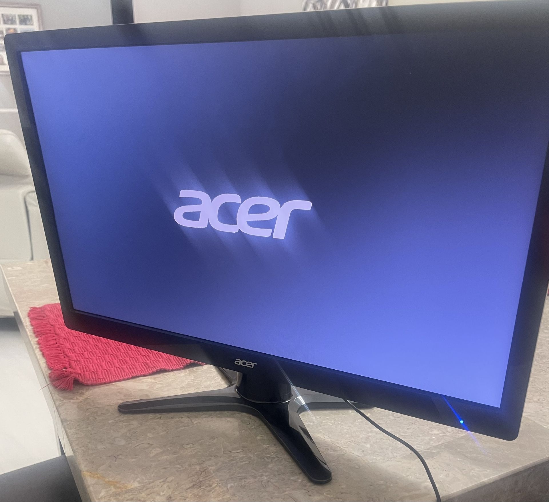 Acer Monitor 21.5 Inch Monitor.