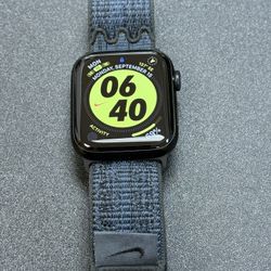 Apple Watch SE 2nd Gen