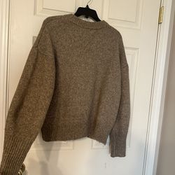 Women’s sweater