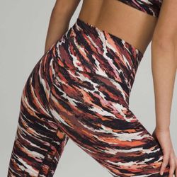 Lululemon Lunar New Year Align High-Rise Pant 25" Tiger Tide Smoky Red Multi  Size 6