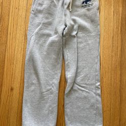 York Paul Retro Gray Heavyweight Jogger Pants • Style: Classic American Retro Style. The left leg features a delicate navy blue embroidery/logo, highl