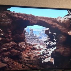 45'' 4K TV, like new, Gaming monitor
