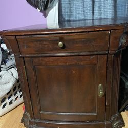 Dresser And End Table