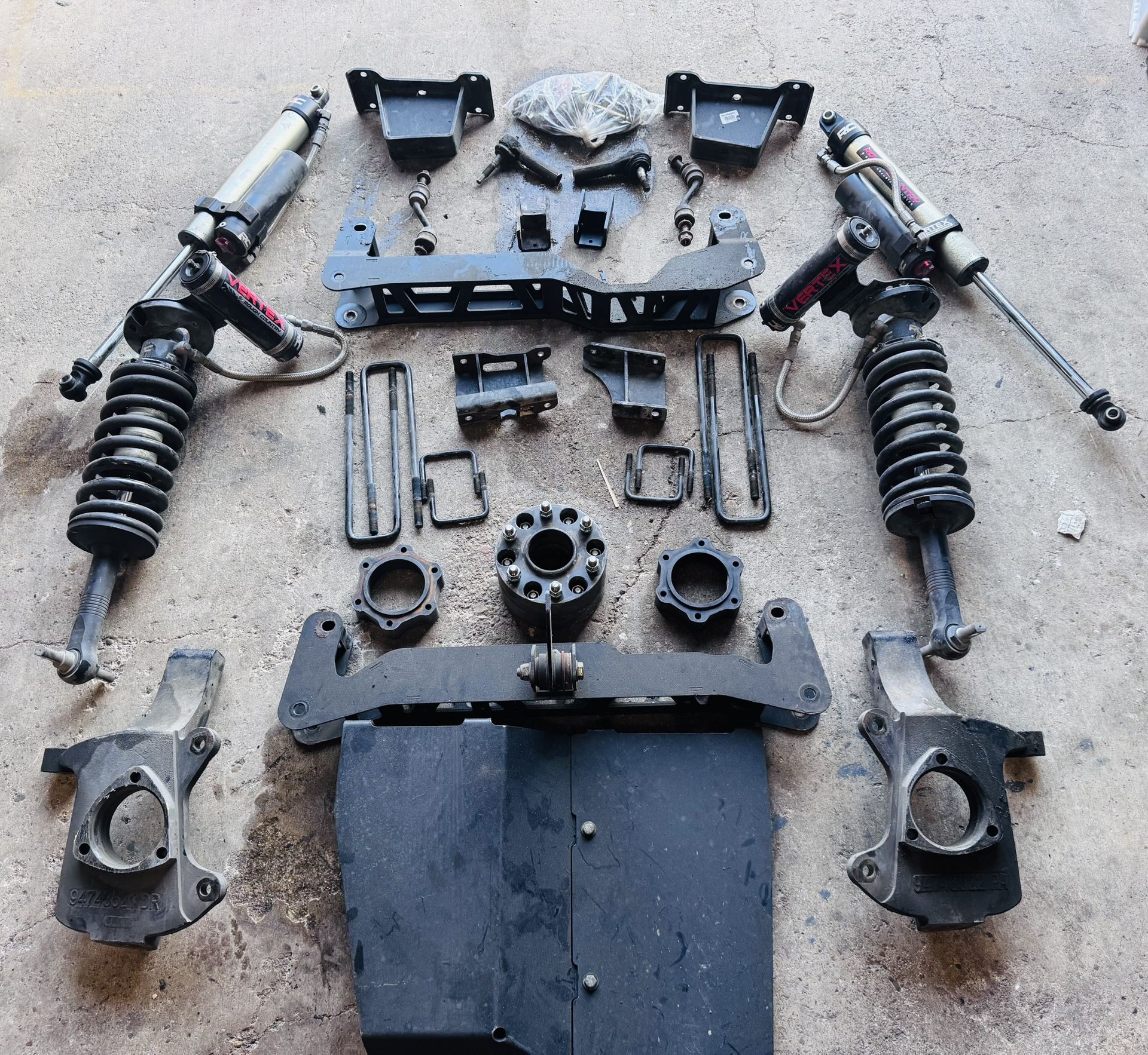 7 In Rough Country Lift Chevy Or GMC