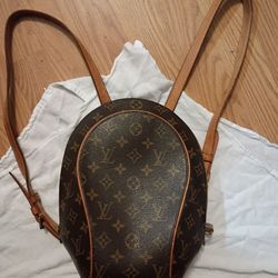 Authentic Vintage  Louis Vuitton Ellipse Monogram  Backpack