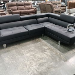Sectional Set