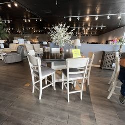 White/Grey Table And 6 Barstools 