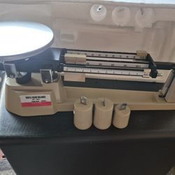 Brand New// Triple Beam Balance Mechanical Lab Scale With 3 Steel Weights 