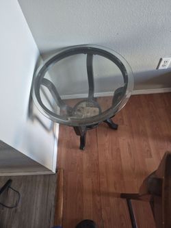 Round glass table
