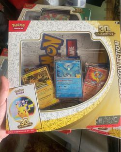 Pokémon TCG 30th Celebration Poster Collection Box