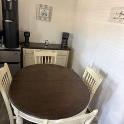 Extendable Round Dining Table Set 