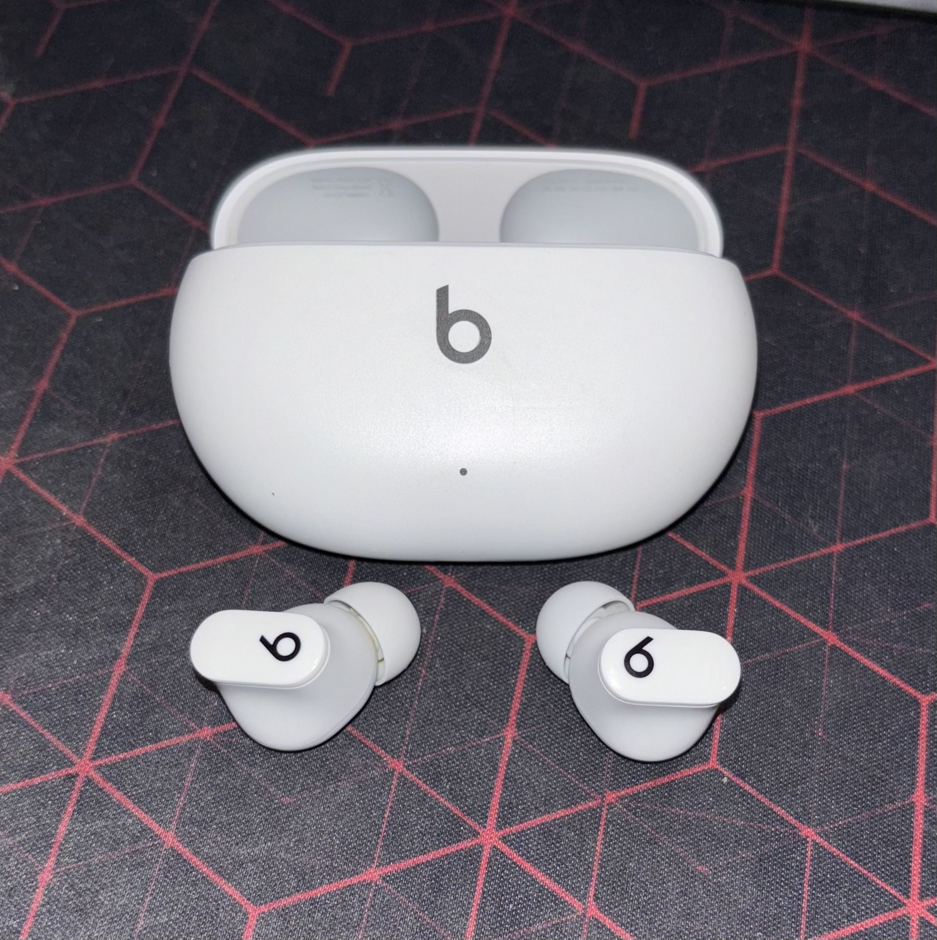 Beats Studio Buds