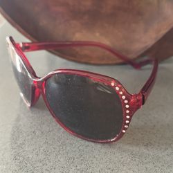 WOMEN’S SUNGLASSES 