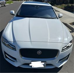 2017 Jaguar XF
