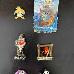 6 Disney  Pins 
