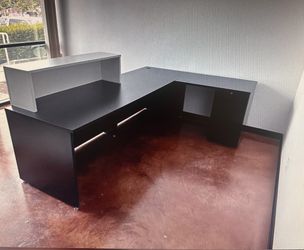 Custom Commercial-Grade Office Furniture | Made-to-Order