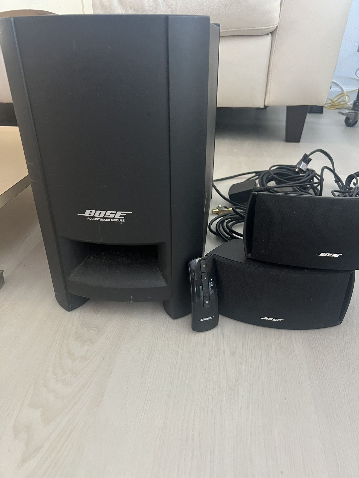 BOSE Cinemate Series II Digital Home Theater