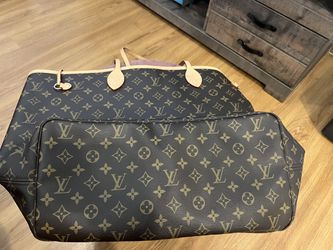 Louis Vuitton Neverfull Bags for sale in Honolulu, Hawaii