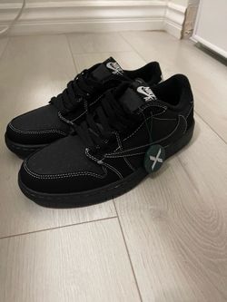 Travis Scott Black Panthoms size 9