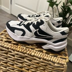 Nike AL8 Size 8