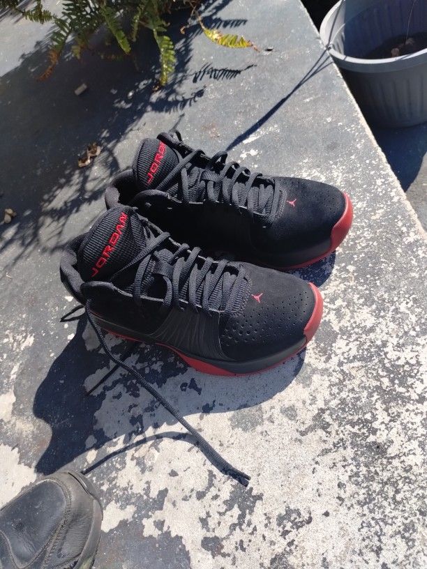 Brand New Size (US) 8.5 Jordans Shoes!!!