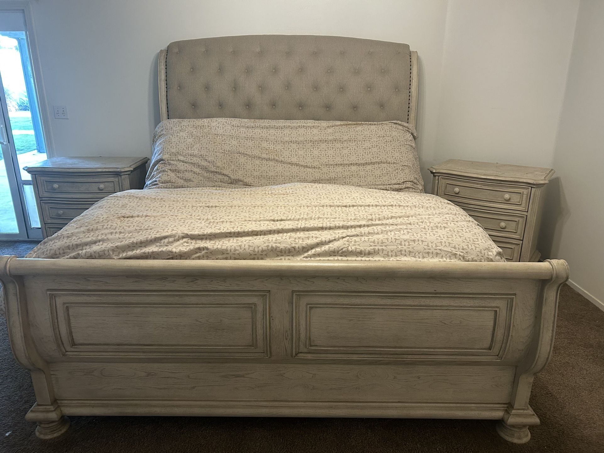 bedroom set with tempur-pedic mattress 