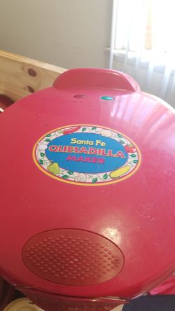 Quesadilla maker