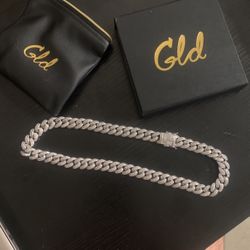 Shop Gold Cuban Link Choker 