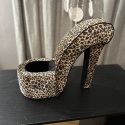 Cheetah Shoe Decor