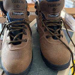 Men’s Hiking Boots New